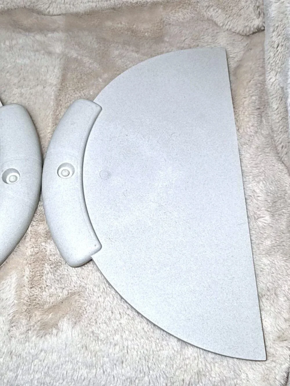 Pampered Chef #2125 Lift and Serve Pizza & Cake Mover Lifter